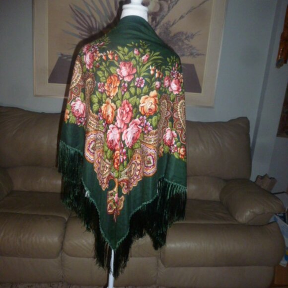 🌺🌿 Colorful Authentic  Russian-Style Wool Blend Fringe Shawl 🌿🌺 - Picture 14 of 16